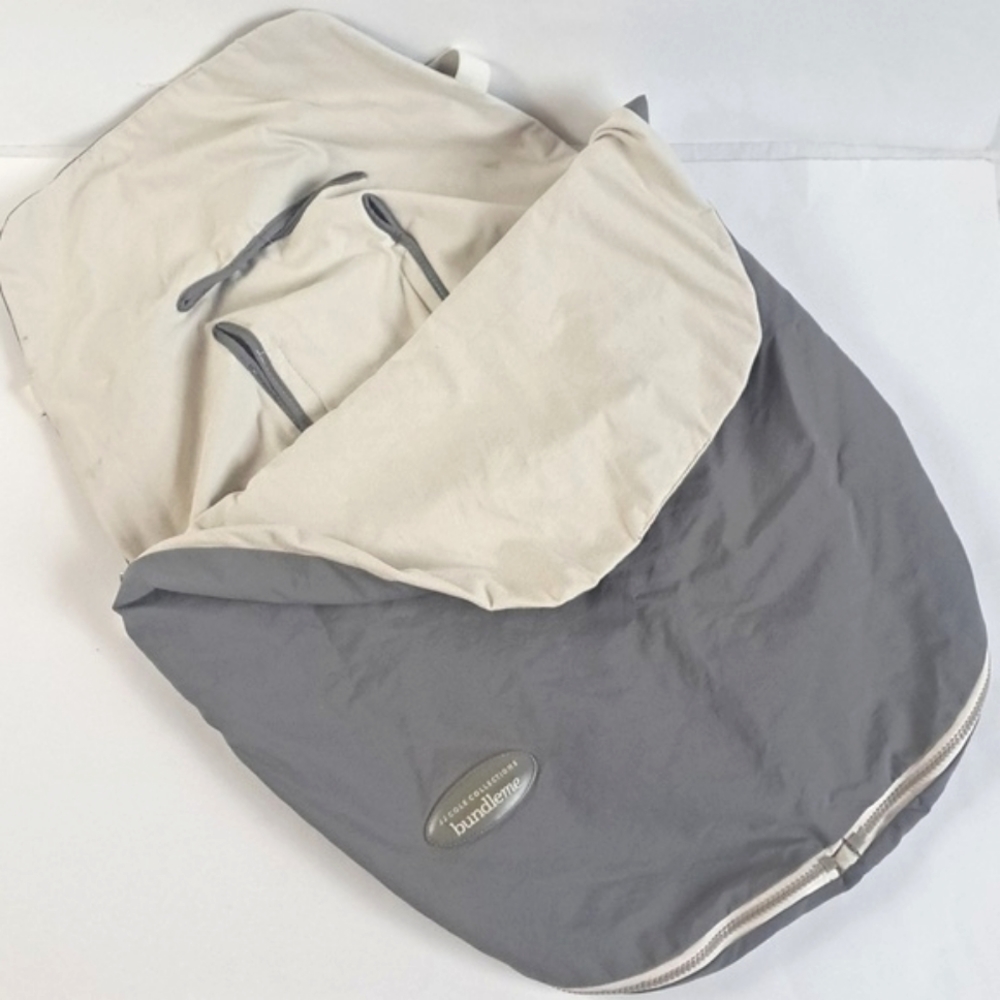 JJ Cole Bundleme Lite car seat cover bunting bag gray and white
